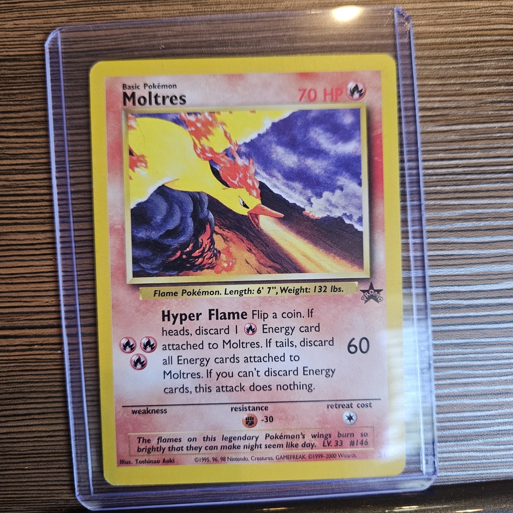 Moltres #21 Black Star Promo Trading Card